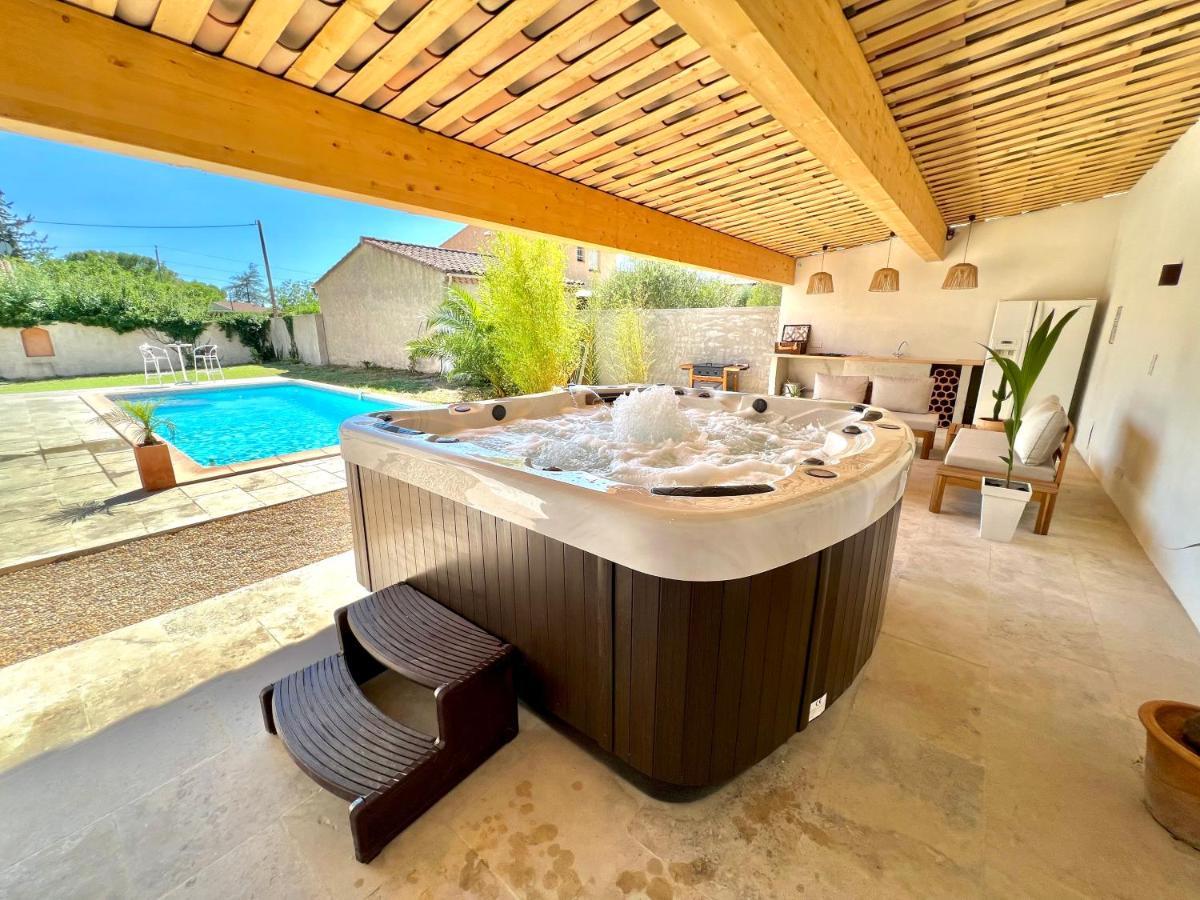 Avec Jacuzzi Et Piscine * Lorgues