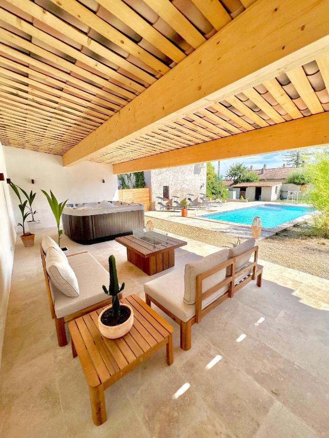 Avec Jacuzzi Et Piscine Villa *