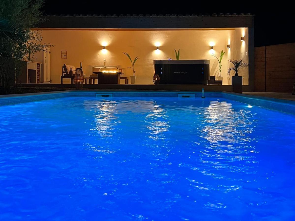 Avec Jacuzzi Et Piscine * Lorgues