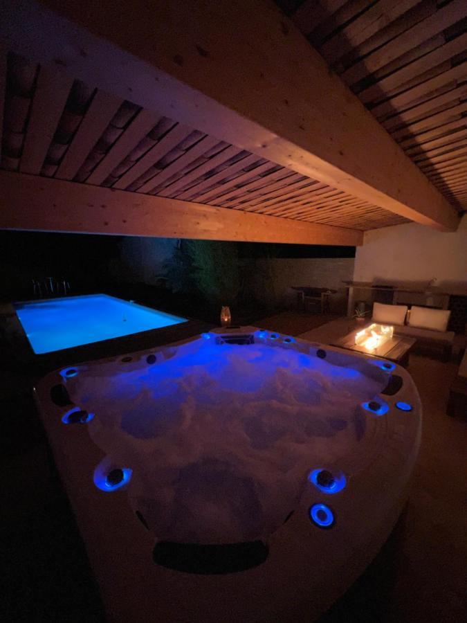 Avec Jacuzzi Et Piscine Villa Lorgues